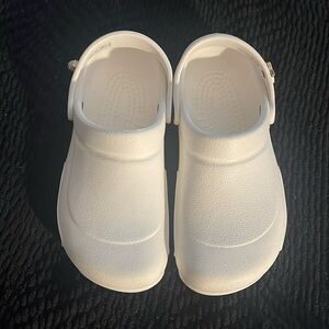 Lightly worn non slip bistro Crocs White size 8 women